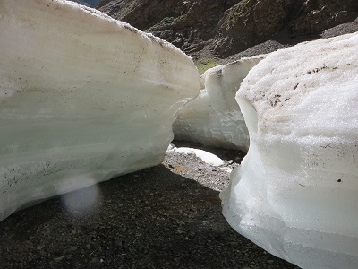 Glacial ice pack in Bust Ulan